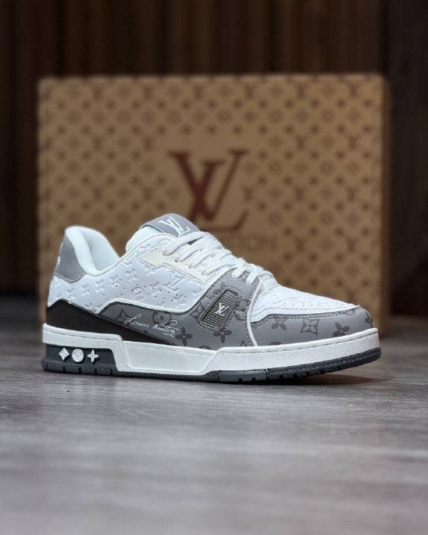 Louis Vuitton Trainer Low White Grey