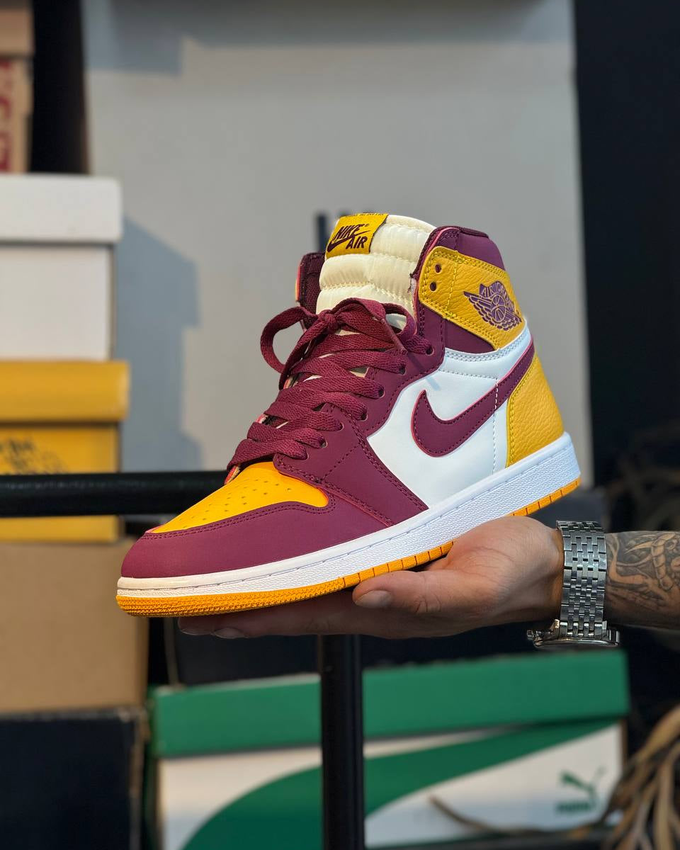 Air Jordan 1 Retro High OG “University Gold & Bordeaux