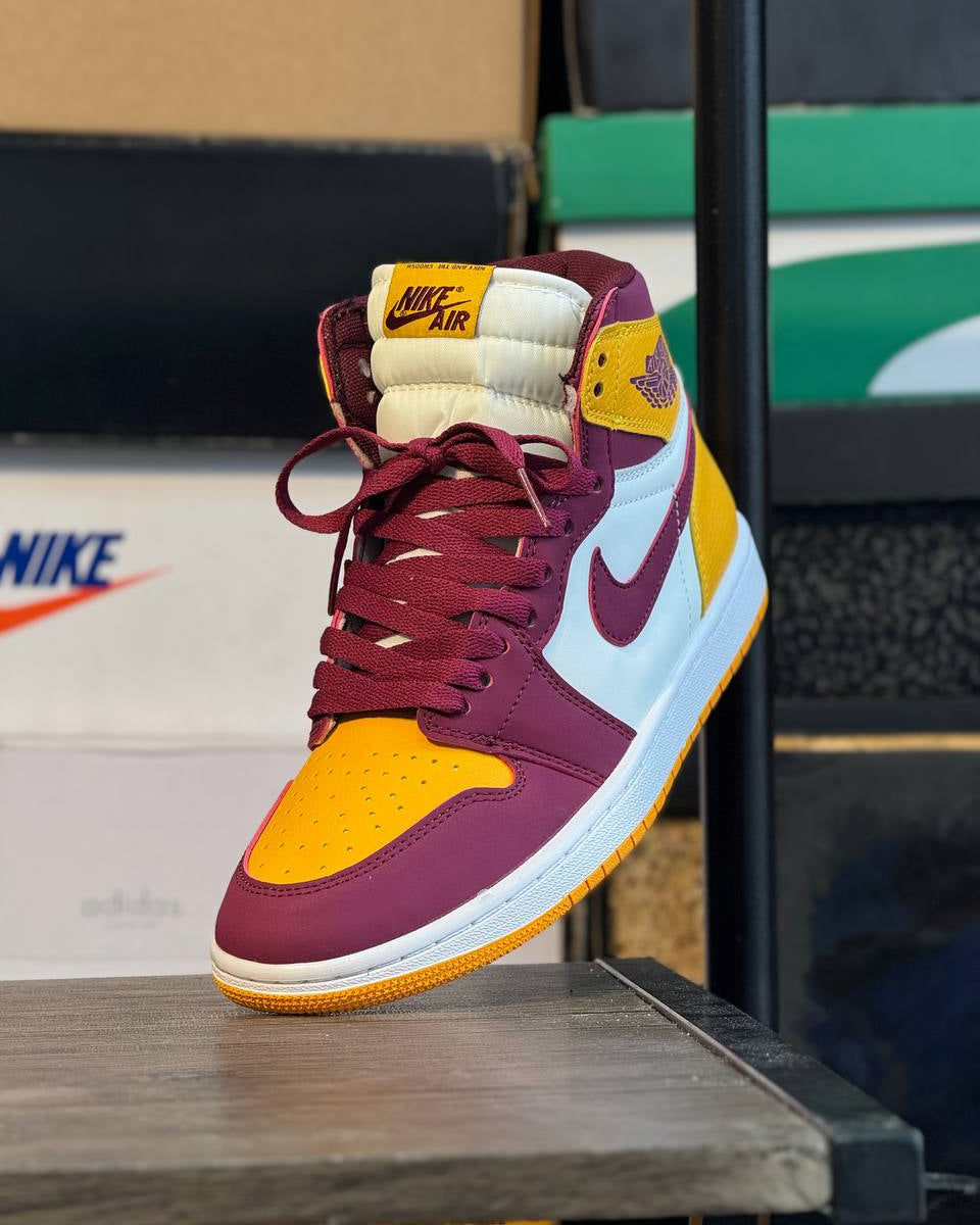 Air Jordan 1 Retro High OG “University Gold & Bordeaux